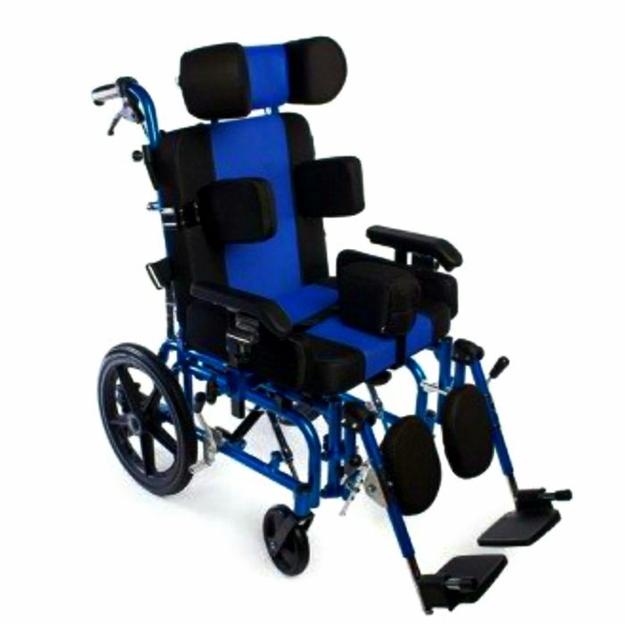 Продается подростковая инвалидная  коляска  в упаковке.