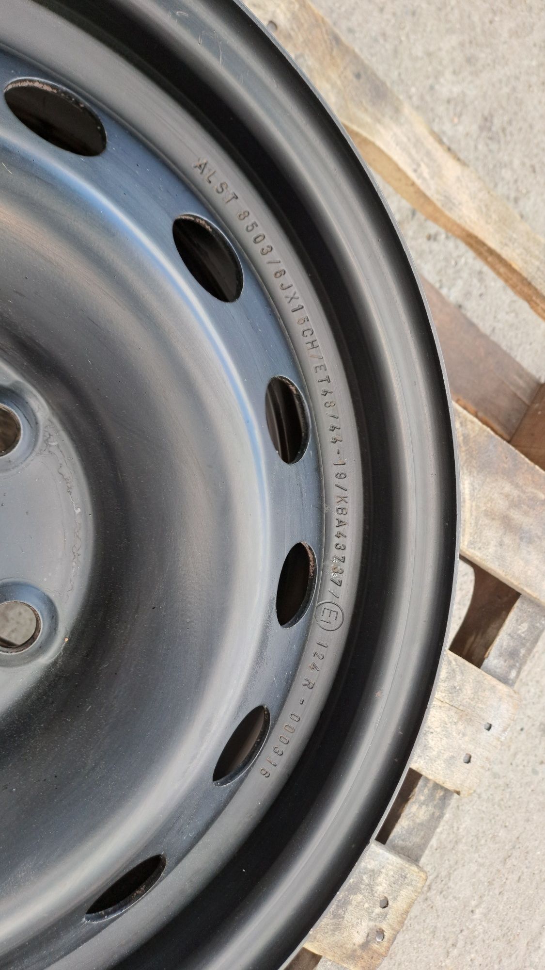 2бр. 15" 5Х114.3мм Киа, Хюндай/ 5X114.3mm Kia, HYUNDAI