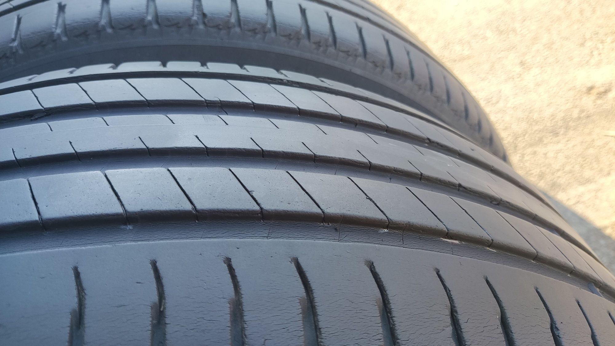 4бр. летни гуми 235/60/18 Michelin Latitude Sport 3
dot21
6.8mm
Добро