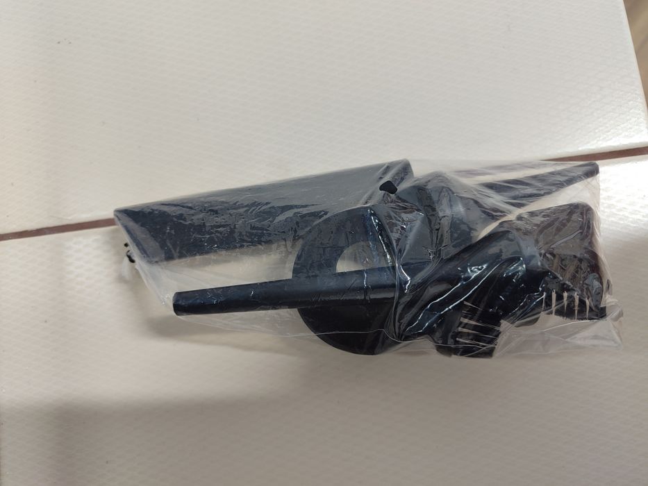 Продам автомобильный пылесос