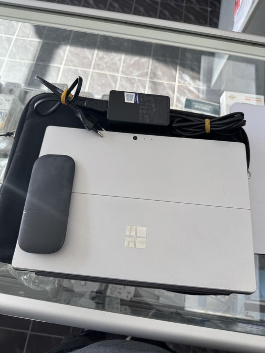 Microsoft Surface Pro 6