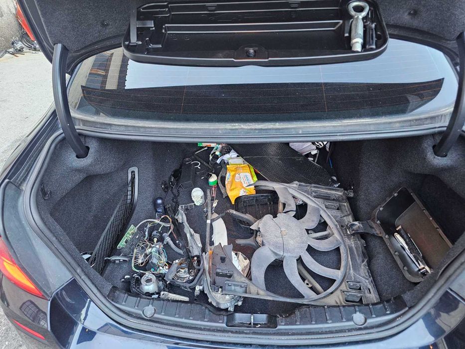 На части БМВ Ф10 535и хдрайв 306 коня / BMW F10 535i xDrive 306hp