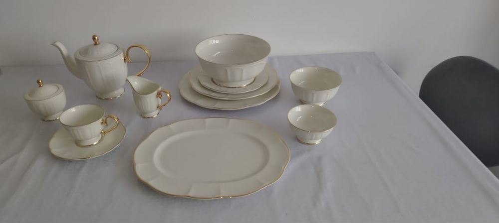Сервиз на 12 персон