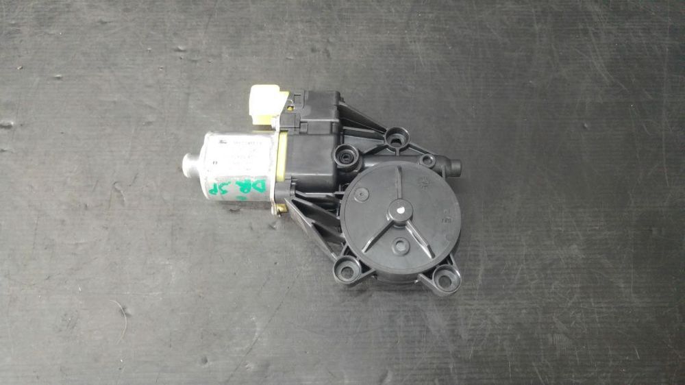 Motoras macara dreapta spate ford fiesta 6 8a6114553a