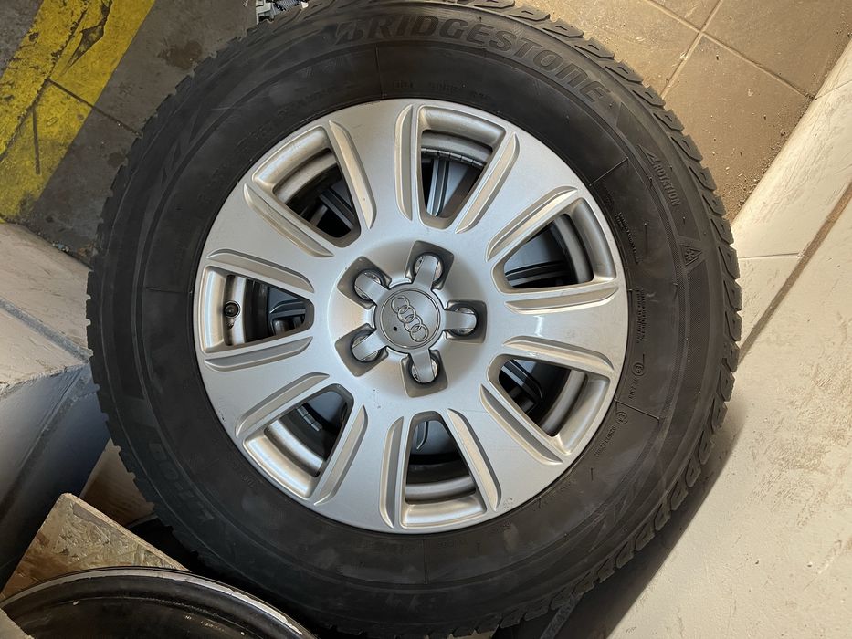 Roti iarna originale Audi Q3 - 215/65/R16 Bridgestone Blizzak DOT 2020