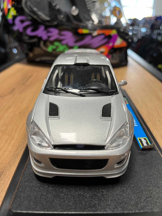 Нова метална колекционерска количка модел FORD FOCUS WRC TEST CAR 1:24