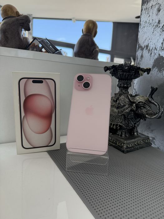 Vand iphone 15 de 128 gb