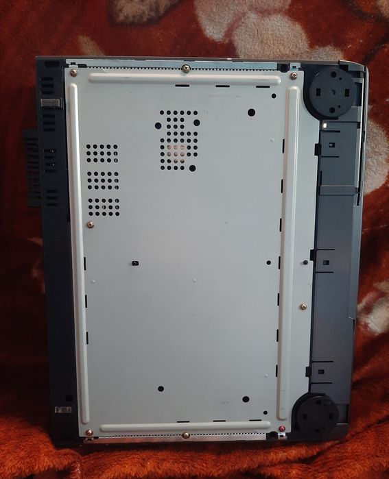 Vând videorecorder panasonic stereo nv-hs800 în stare bună