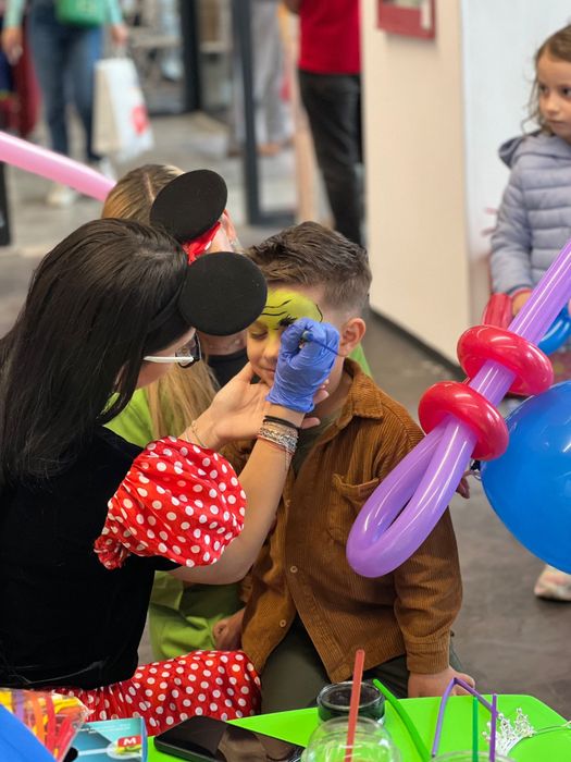 Animatori copii/Ursitoare/Mos Craciun-Bucuresti/Ilfov/Imprejurimi