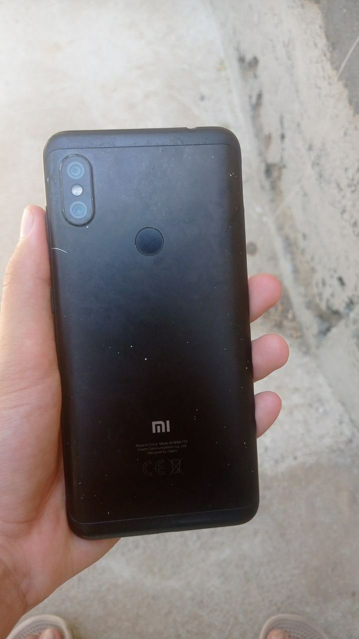 Redmi note 6pro 32talik zavodskoy ekran qirilmagan abmen bor