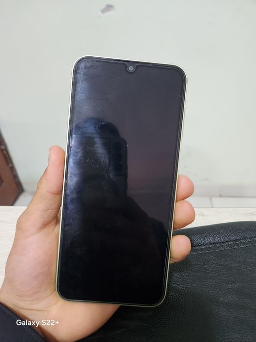 Samsung A14 4g och yashil 128 gb xotira 4 gb ram