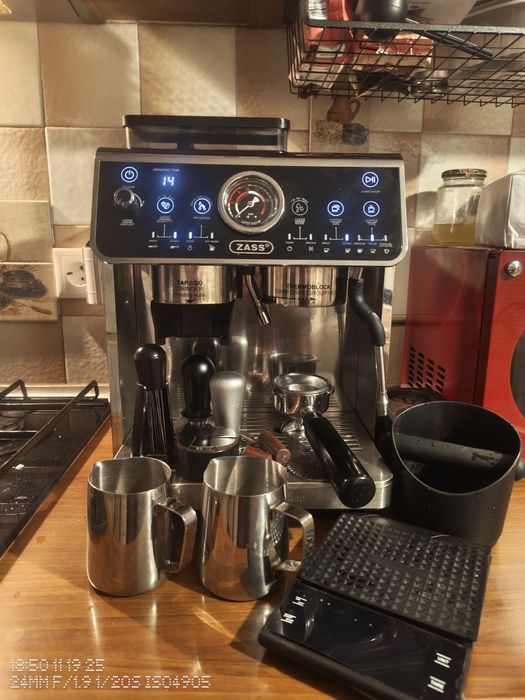 Aparat de cafea Zass Zem11+ accesorii barista