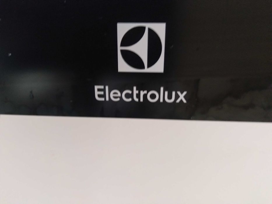 Vând aragaz pe gaz ELECTROLUX , NOU, dimensiuni 60X60X85.