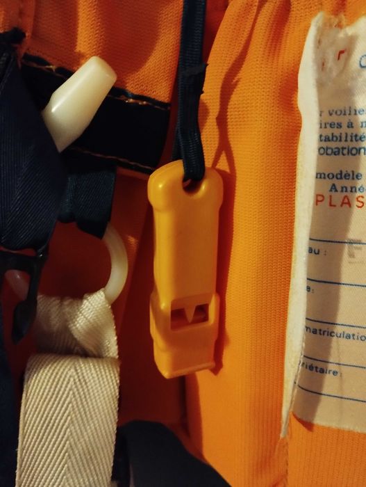 Vesta salvare flotabilitate mare fabricata in Franta L-XL 80-100kg+