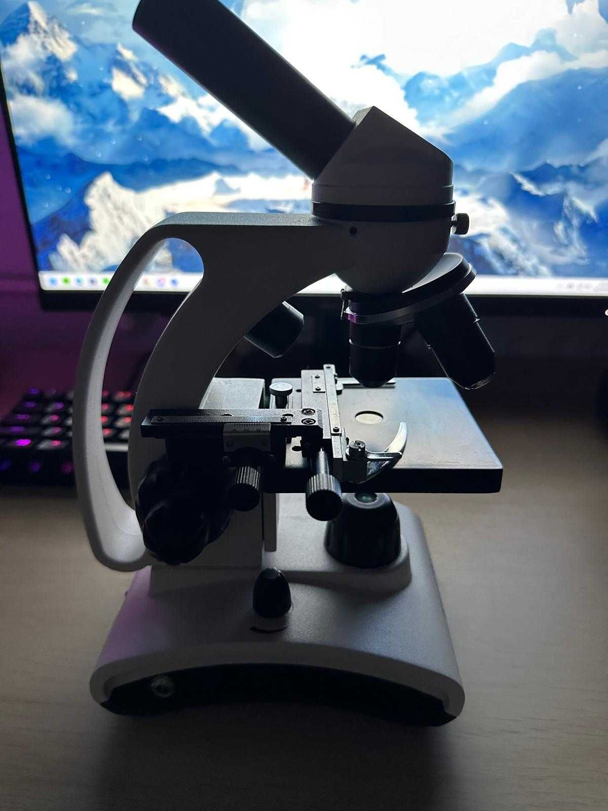 Microscop BioLight 300