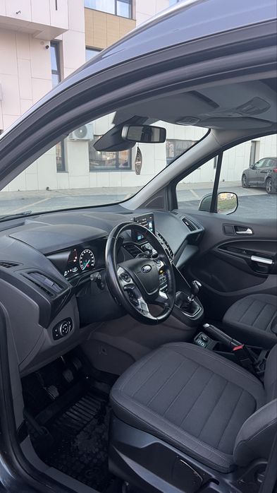 Ford Tourneo Connect 7 Locuri 1.5EcoBlue