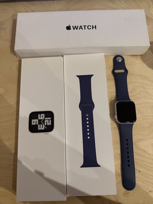 Apple watch SE GPS 2023