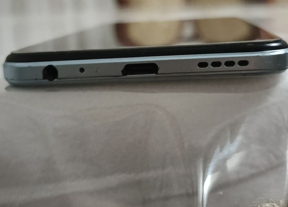 Vivo Y21  64/4 xolati zoʻr