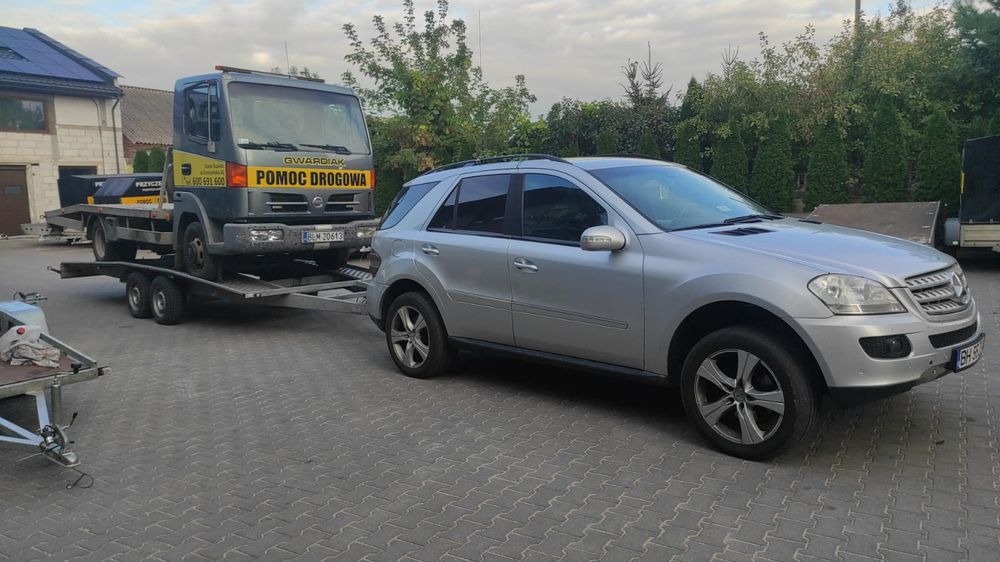 Tractari auto vama Bors Oradea Tractez si aduc masini din Germania,Aus