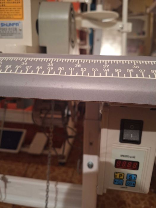 Распошивальная промышленная  машинка Shunfa SF 562-01CB