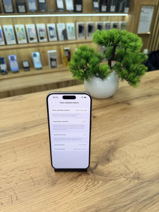 iPhone 15 Pro Natural 128Gb - Sanatate baterie 96% - Garantie 12 Luni