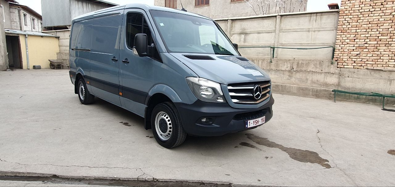 Mercedes benz sprinter