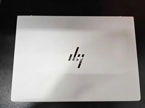 HP EliteBook 8 G1i 14,CPU Intel Ultra 5, 16 RAM, schimb MacBook, iMac