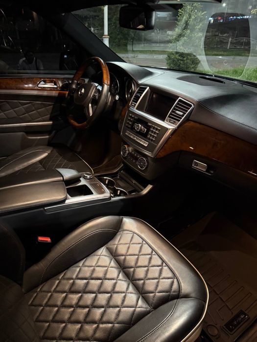 Mercedes emel 2014 eil