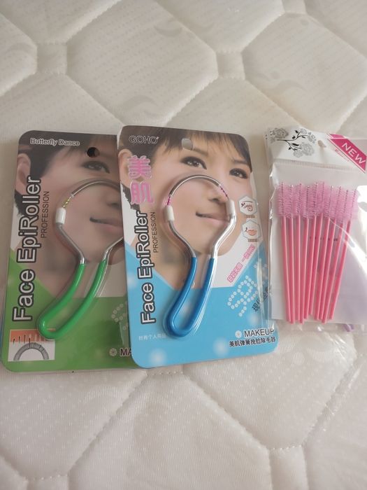 Продам зеркало, пружинки для чистки лица