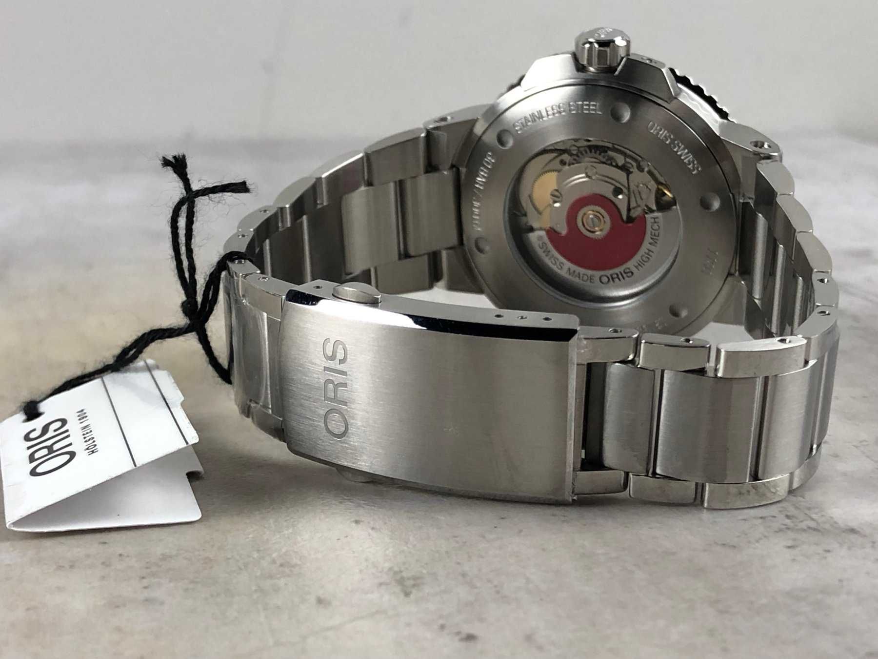 Oris Aquis Date  01   733   7730   4157-07   8   24   05PEB