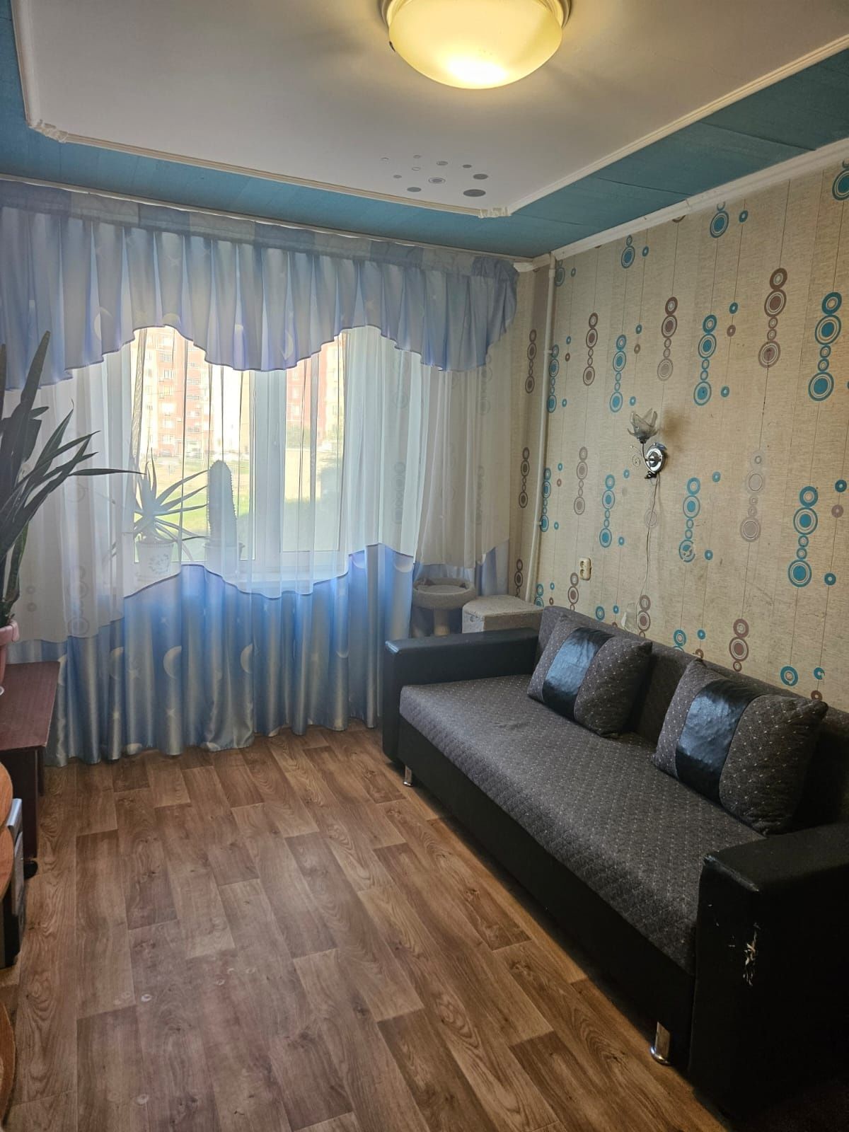 Продам 4х комн. кв. на 8 мкр