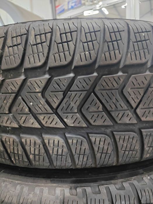 4бр. зимни гуми 225/65/17 Pirelli