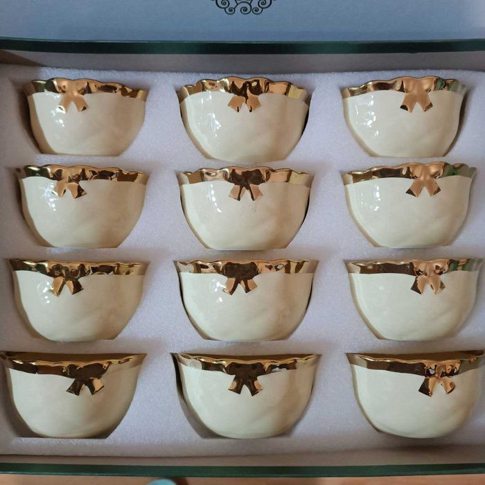 Подарочный набор чашек Golden Dish, цвет белый с золотом