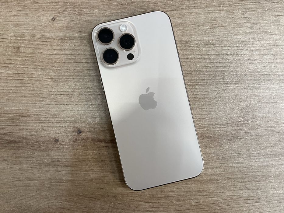 iPhone 16 Pro Max 256GB Перфектен Гаранция