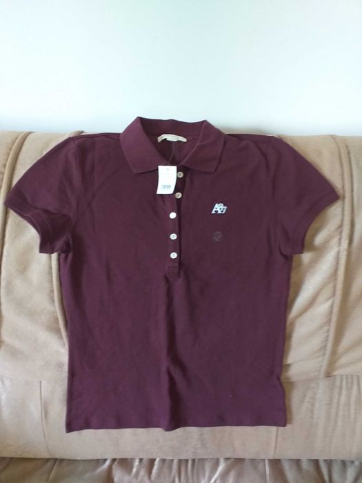 Tricou dama nou cu eticheta Aeropostale L bumbac , visiniu