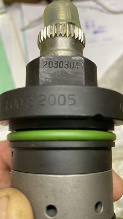 Плунжера двигателя