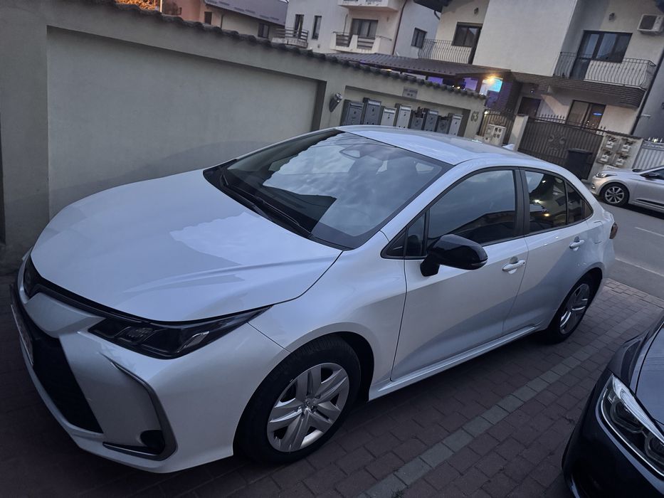 Jante tabla 16 + cauciucuri de vara Toyora Corolla originale 2025