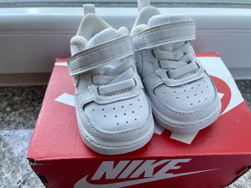 Incaltaminte bebelusi Nike, numarul 17