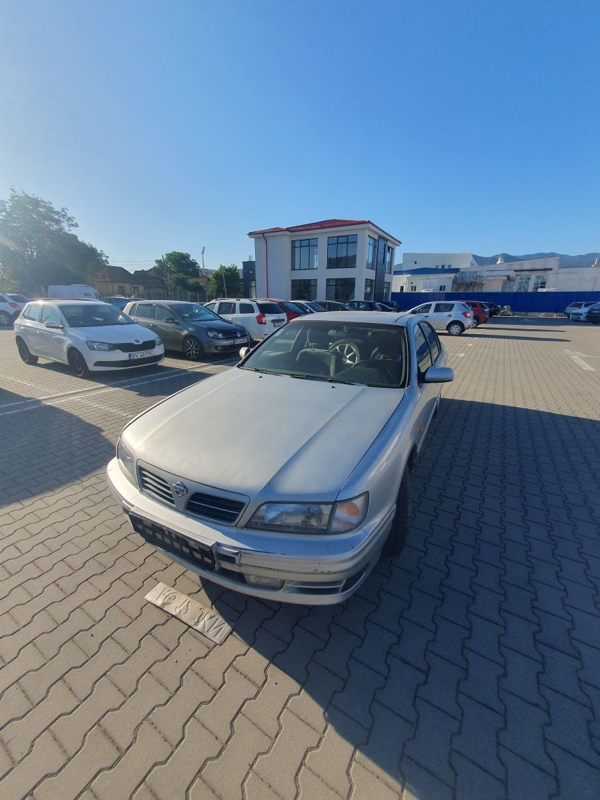 Nissan Maxima QX