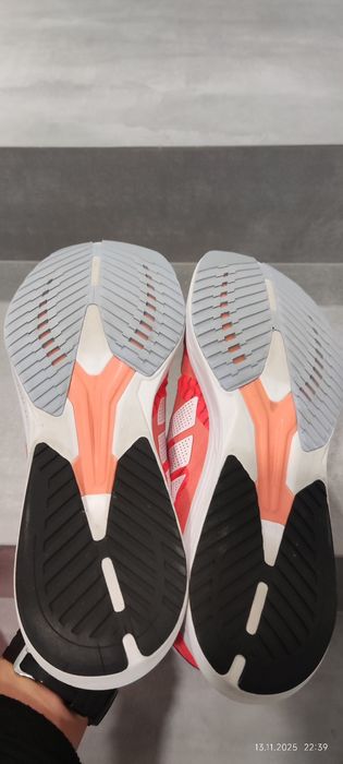 Adidas "Adizero"  RC 5