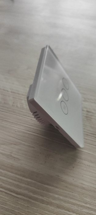 Întrerupător smart pt jaluzele