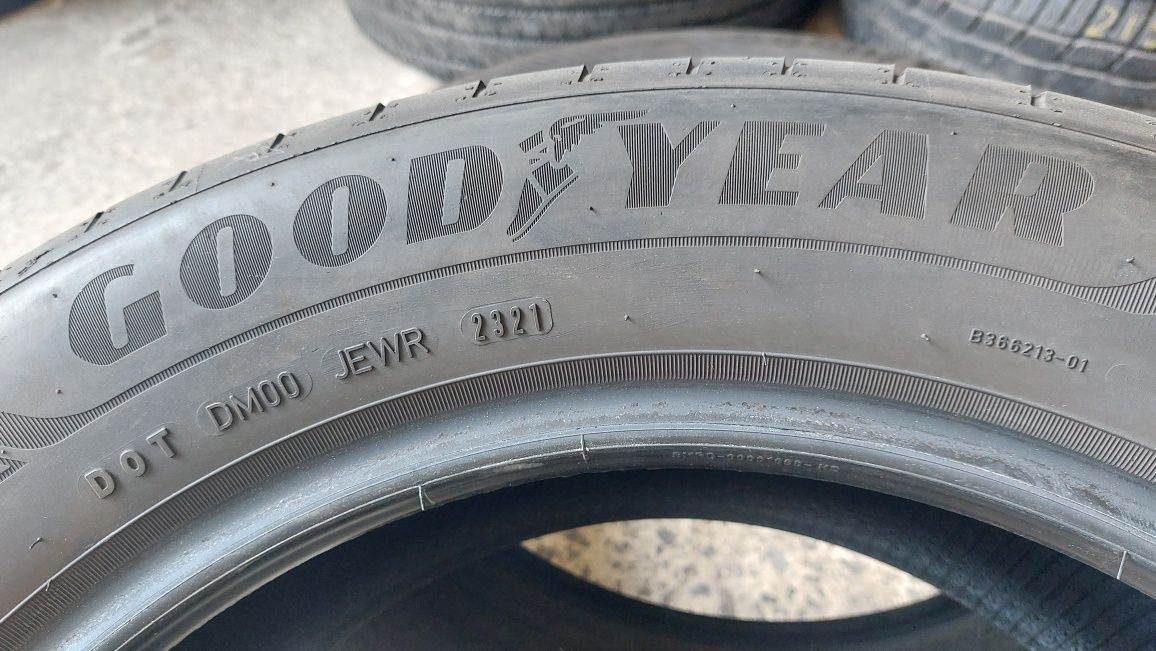 Гуми 225/55/17 Goodyear Efficient Grip Performance 2 броя