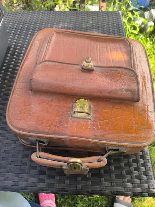Mașină de scris vintage Hermes Baby