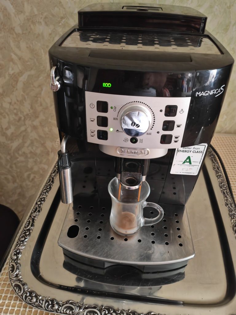 Delonghi magnifica S