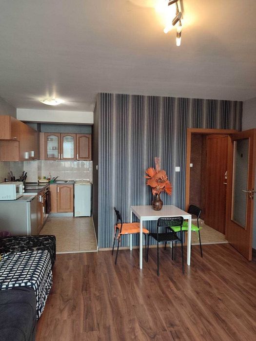 Дава се под наем Двустаен апартамент в София, Център - 65 кв.м за 600 € - Снимка #2