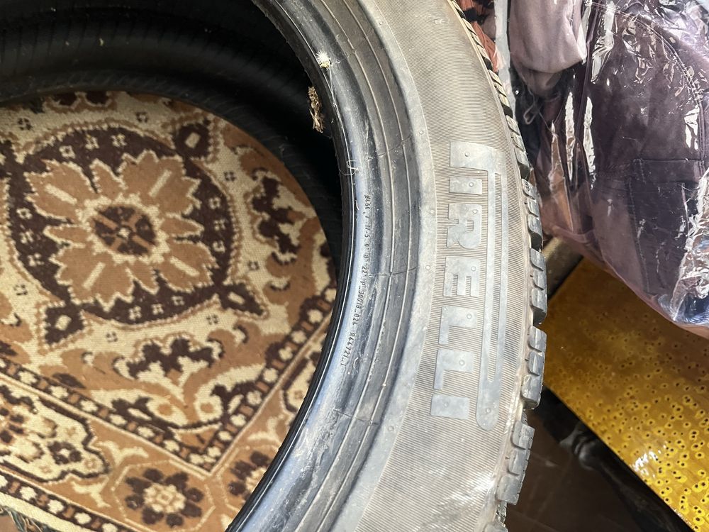 Зимни гуми Pirelli 245/45/18