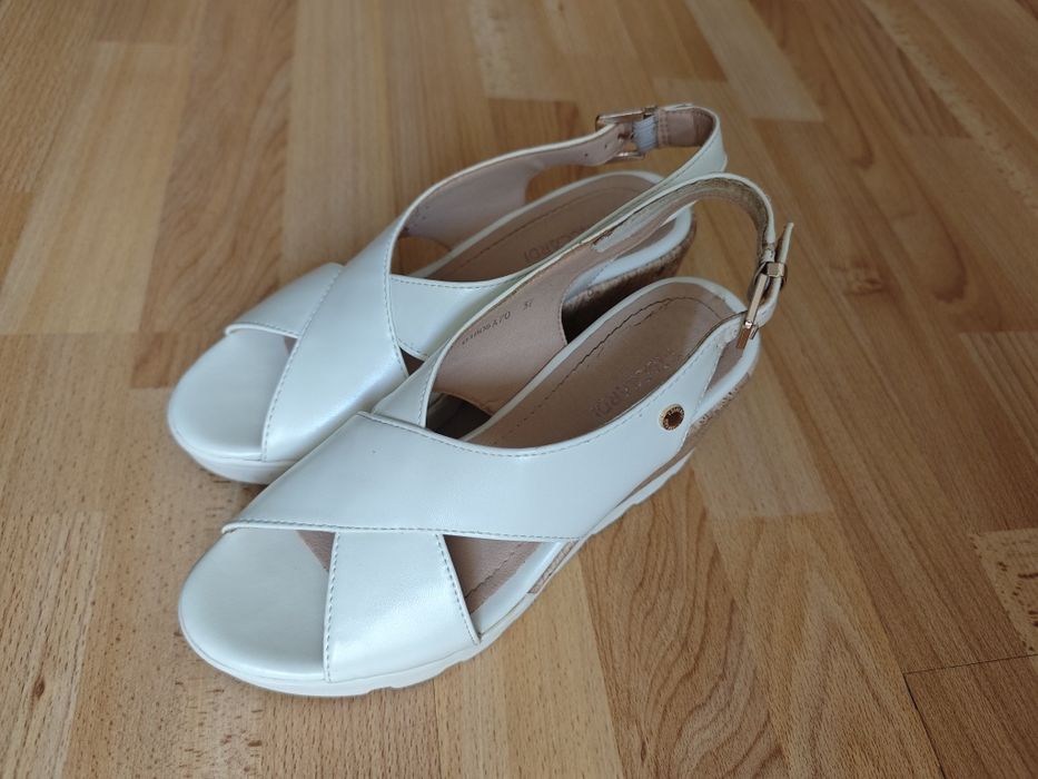 Продам туфли в отличном состояний