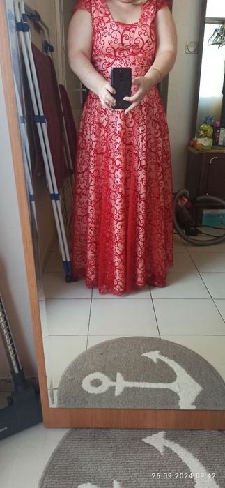 продавам елегантна рокля