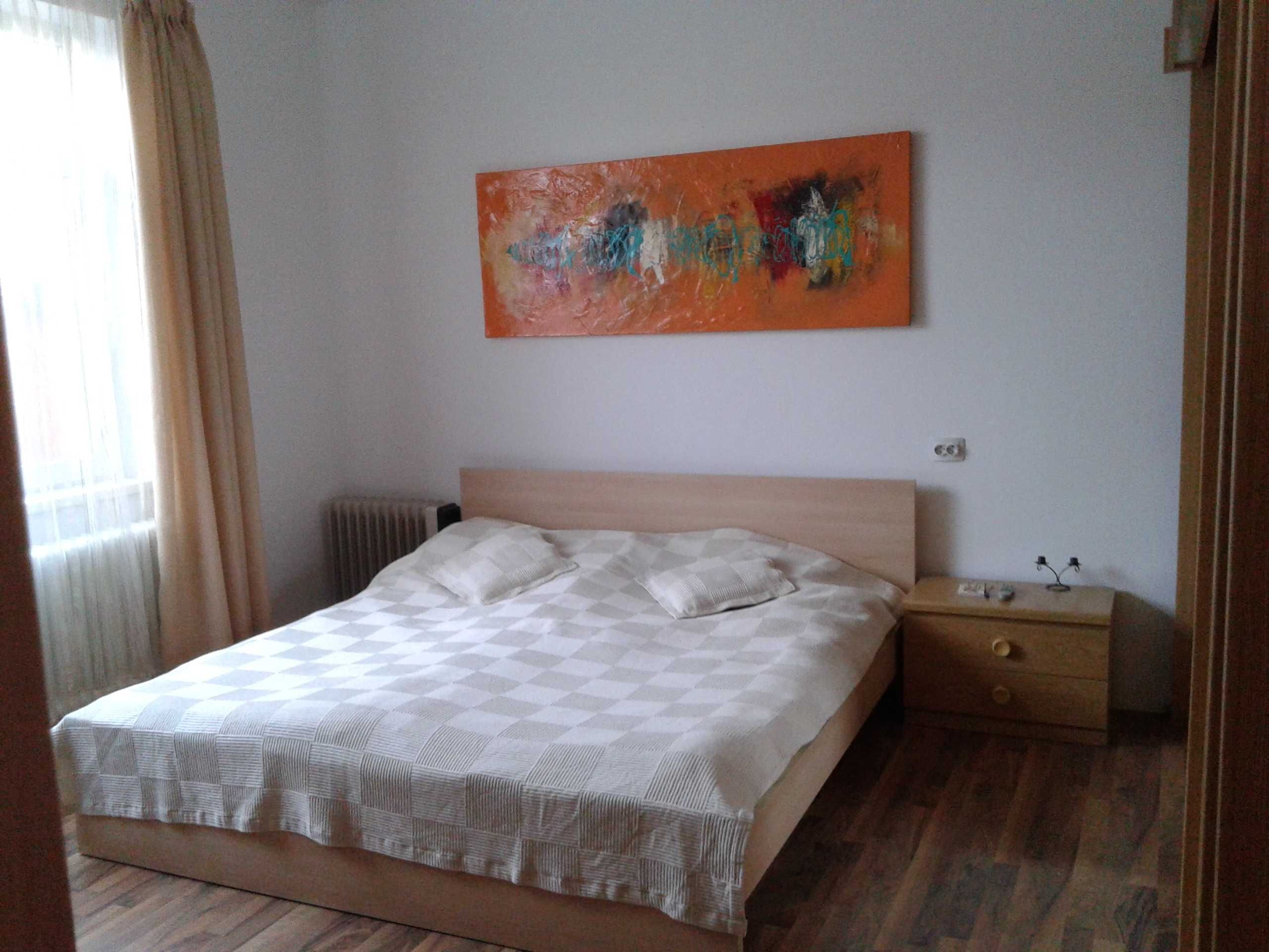 Vând casă zona Cantemir