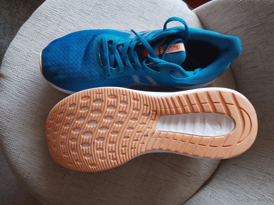 Маратонки ASICS,модел PAIRIOT 13